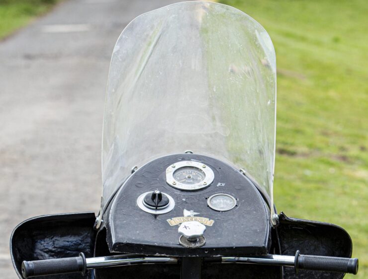 Szobornak is tökéletes ez a veterán Vincent Black Knight-vázborítás 1