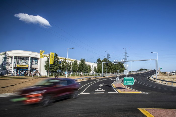 Régóta várt változás történt a 8-as úton