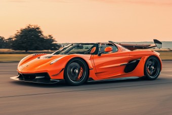 Nagyon sárga az első Koenigsegg Jesko
