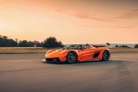 Nagyon sárga az első Koenigsegg Jesko 20