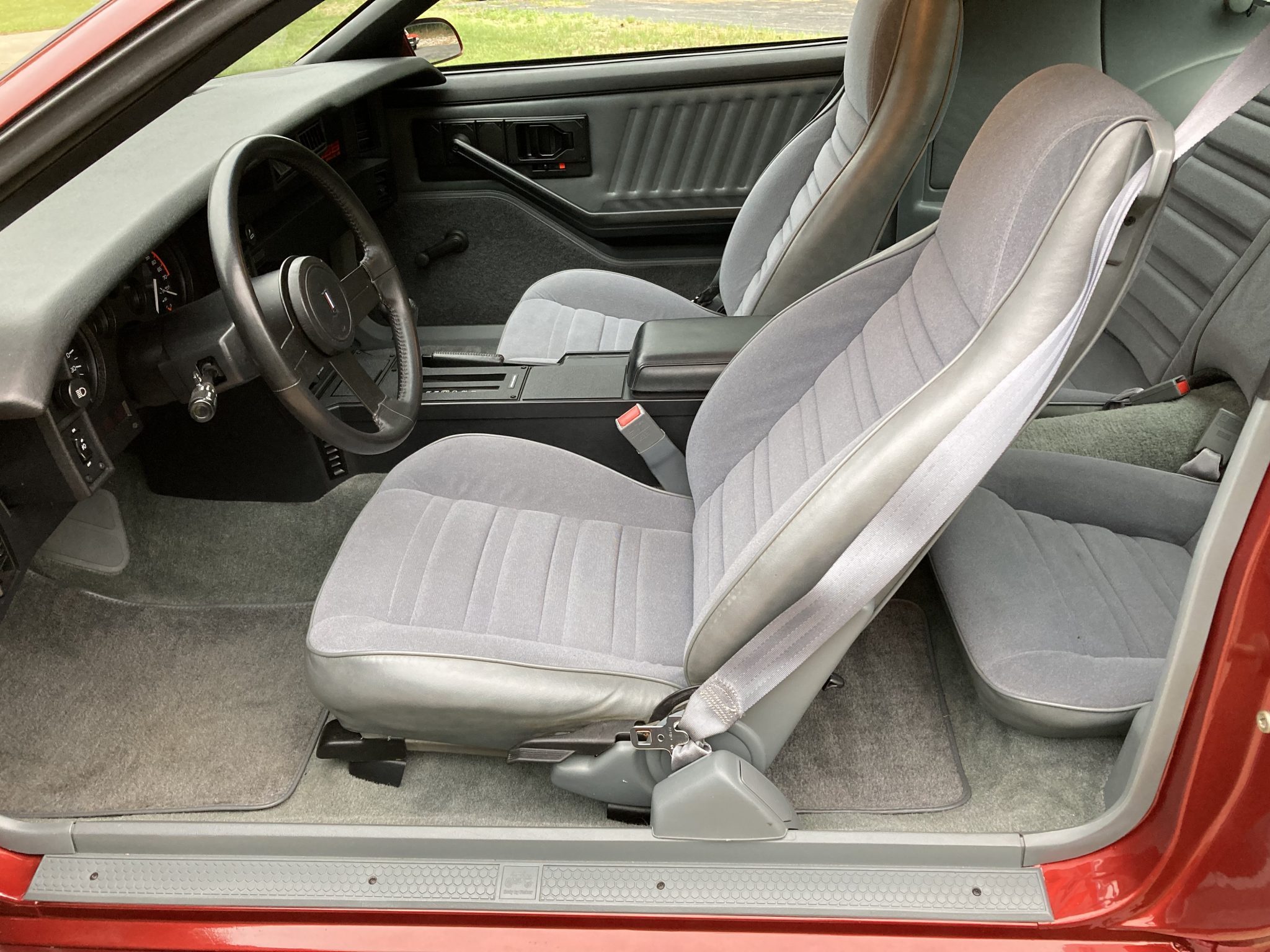 Ez a makulátlan Camaro visszarepít a nyolcvanas évek Amerikájába 3