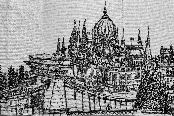 WC-papírra rajzolták a budapesti látképet