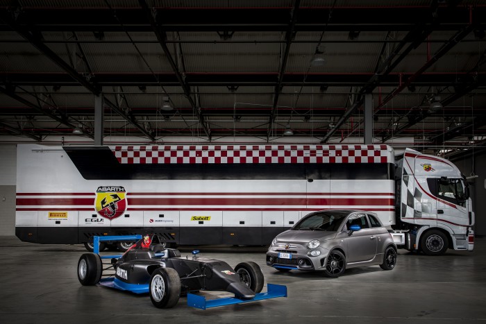 Van még igény méregzsákra az Abarthnál 8