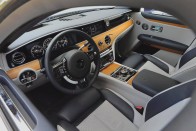 Járósnak is kell valami – Rolls-Royce Ghost 74