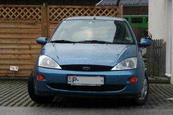 Komoly büntetés járt a próbarendszámmal közlekedő magyar autósnak