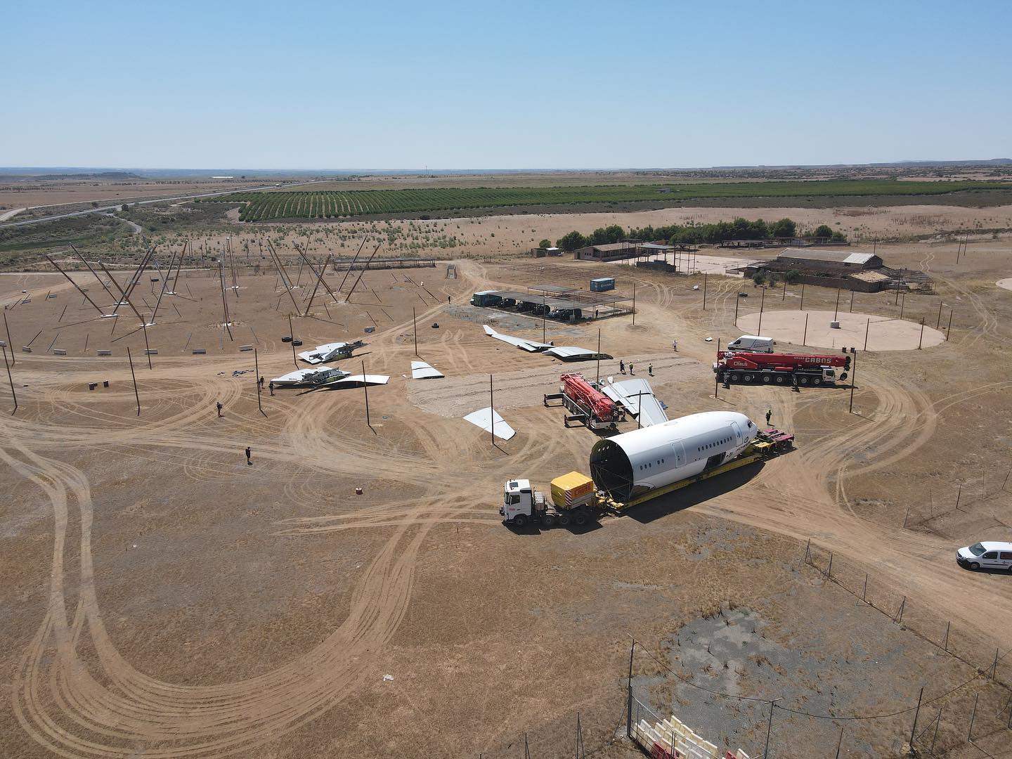 Repülőből csináltak fesztiválszínpadot 4 | Vezess Repülőből csináltak fesztiválszínpadot 4