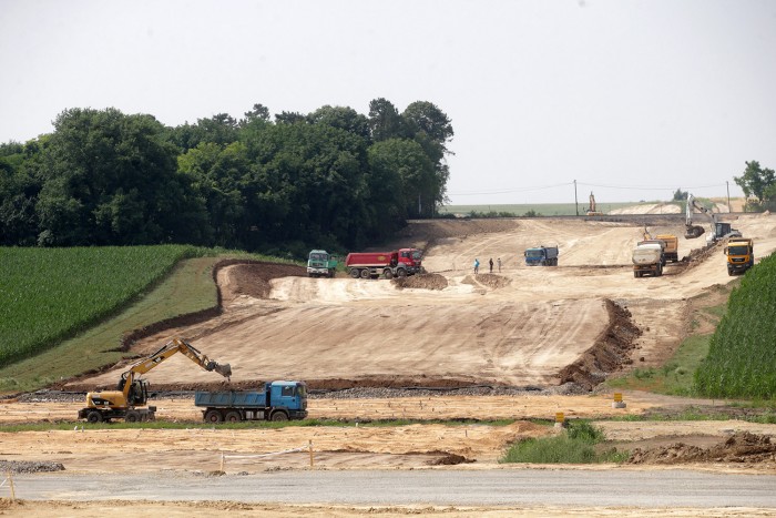 Kilométerenként hárommilliárdért épül az új magyar autópálya