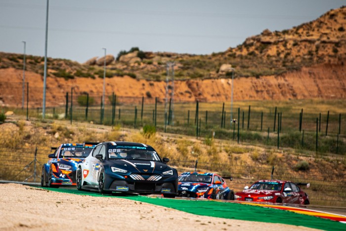 Dobogón a Zengő, folytatódott Michelisz pechszériája 4 Dobogón a Zengő, folytatódott Michelisz pechszériája 4