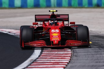 F1: Beolvastak a Ferrarinak, el van tévedve a csapat