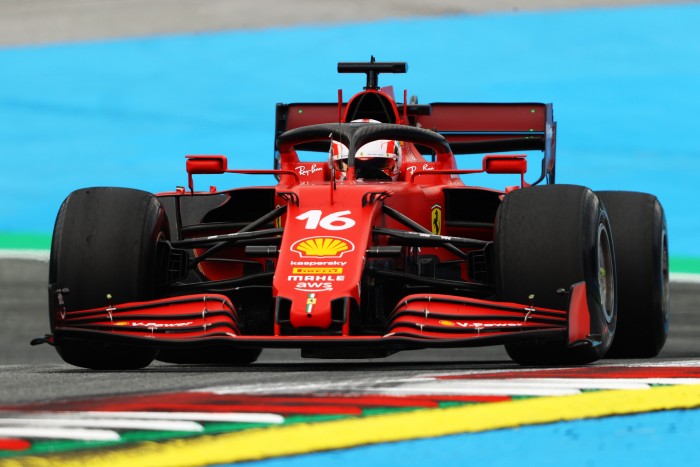 F1: Visszavágott a Mercedes a szemerkélő esőben 2 F1: Visszavágott a Mercedes a szemerkélő esőben 2