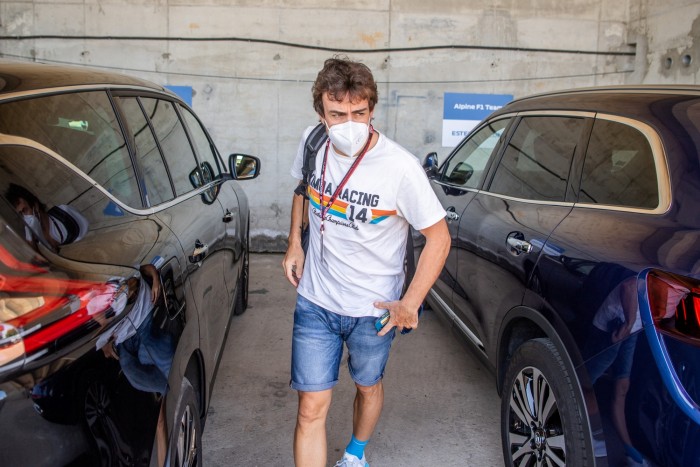 F1: Vettel beégett meglepetésével Alonso előtt 1