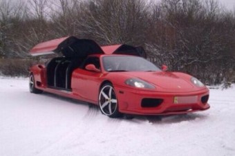 A limuzinná alakított Ferrari garantáltan megragadja a figyelmet
