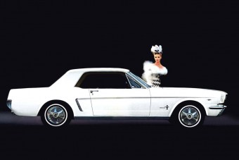 Ezekkel a reklámokkal adták el az első generációs Ford Mustangot