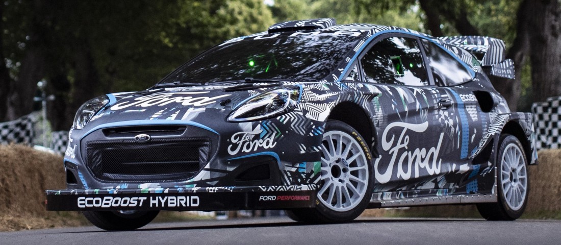 Szabadidőjárműből faragott versenyautót a Ford