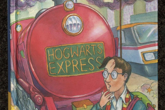 Elképesztően sokat fizettek egy Harry Potter-könyvért