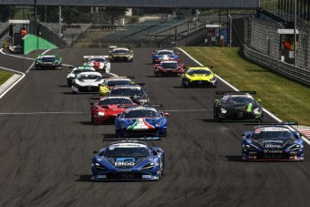 Autóparádé lesz hétvégén a Hungaroringen, végre nézők is mehetnek