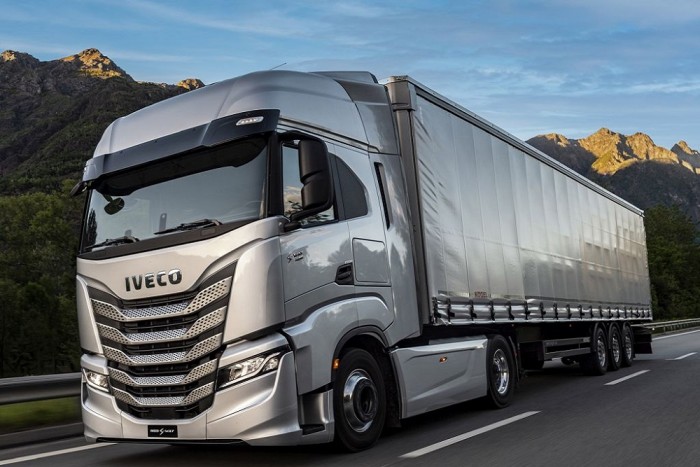 Mostantól Alexa is jár az Iveco S-Way mellé