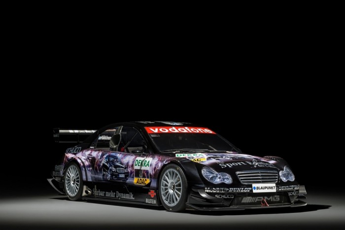 F1-es világbajnok nyert ezzel a versenyautóval, most eladó