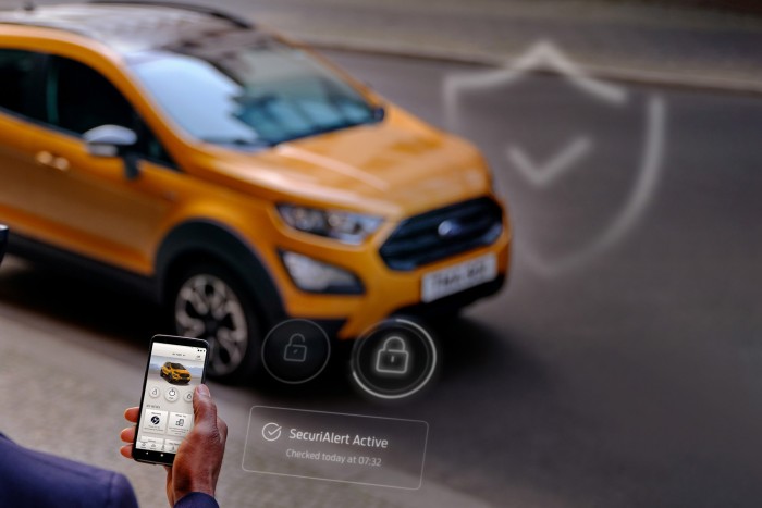 Szól az autó, ha feltörték