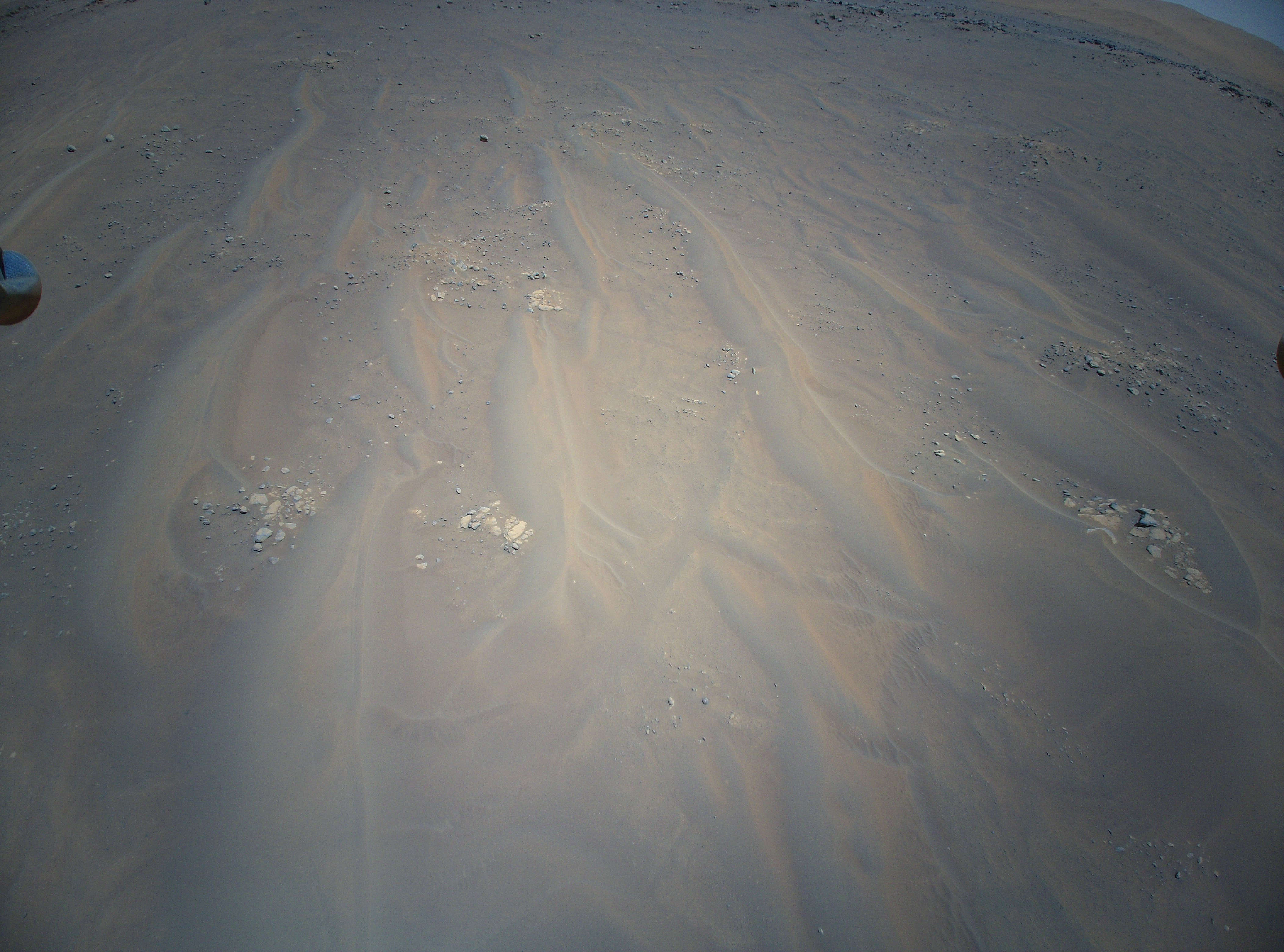 Új szemszögből mutatja meg a vörös bolygót a marsi helikopter 2