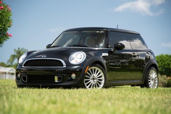 Ilyen, ha a Rolls-Royce épít Minit