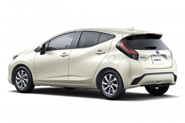 Három liter alatt fogyaszt a Toyota kisautója 10