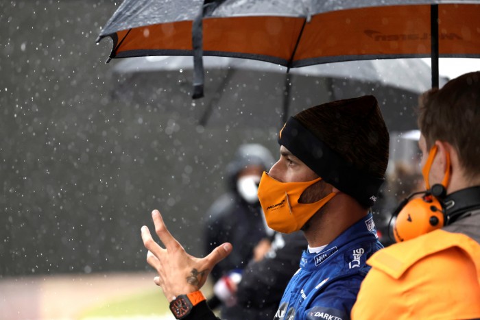 F1: Ricciardo váratlanul magára talált 2 | Vezess F1: Ricciardo váratlanul magára talált 2