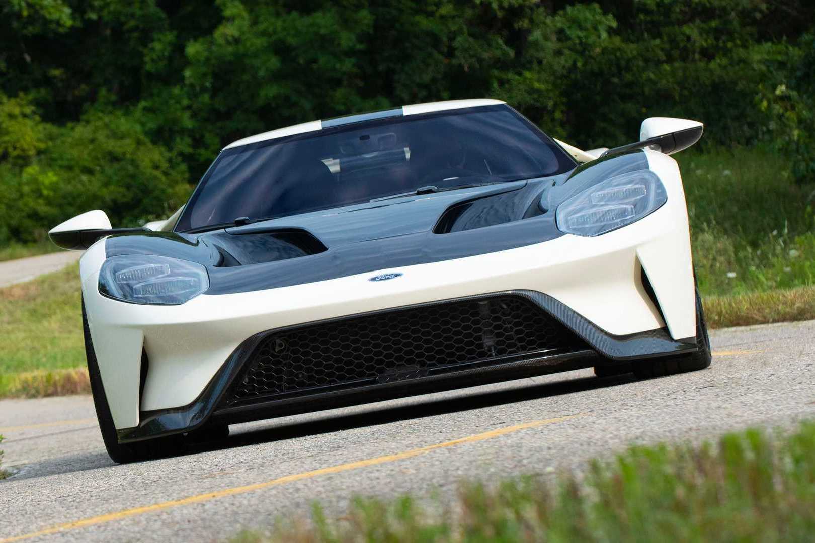 Ennél retróbb Ford GT-t nem lehet csinálni 14