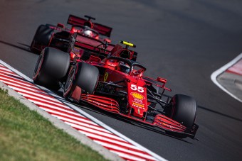 F1: Óriási változás jön a Ferrarinál