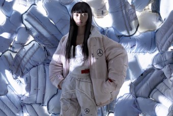 Légzsákból gyárt ruhákat a Mercedes