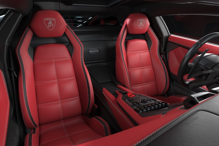 Újjászületett az ötvenéves sportautó-legenda 9