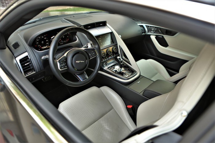 Emelt fővel egyenesen a pokolba – Jaguar F-Type 6 Emelt fővel egyenesen a pokolba – Jaguar F-Type 6