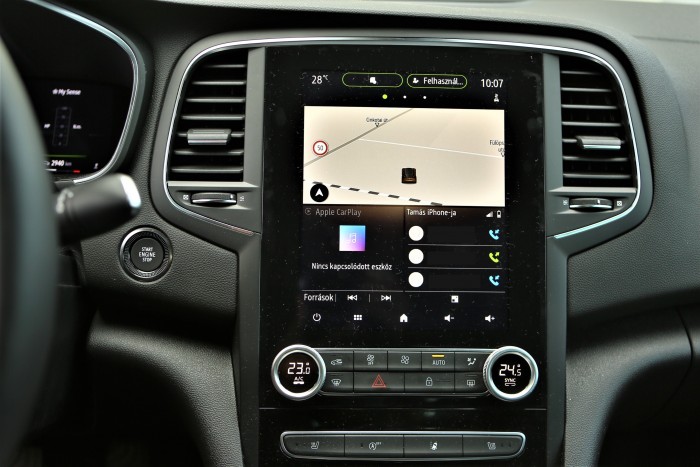 Szolgalelkű – Renault Megane GC 11