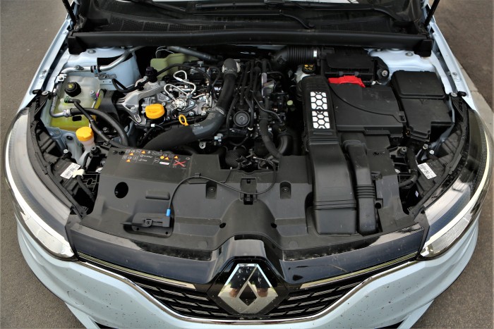 Szolgalelkű – Renault Megane GC 12