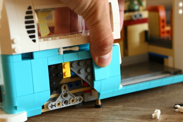 Összeraktuk és elolvadtunk – Ennyire klassz az új Lego lakóautó! 6 Összeraktuk és elolvadtunk – Ennyire klassz az új Lego lakóautó! 6
