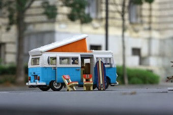 Összeraktuk és elolvadtunk – Ennyire klassz az új Lego lakóautó!