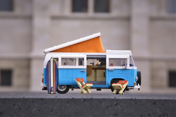 Összeraktuk és elolvadtunk – Ennyire klassz az új Lego lakóautó! 16 | Vezess Összeraktuk és elolvadtunk – Ennyire klassz az új Lego lakóautó! 16