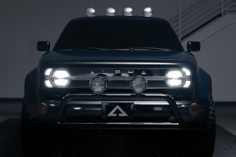 Elektromos pickup, old school külsővel