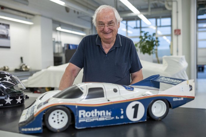50-60 litert fogyaszt a megfizethetetlen Porsche 89 50-60 litert fogyaszt a megfizethetetlen Porsche 89