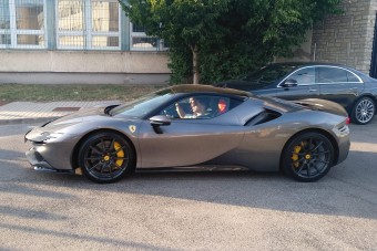 Ezekkel az autókkal járnak ki az F1-re a pilóták