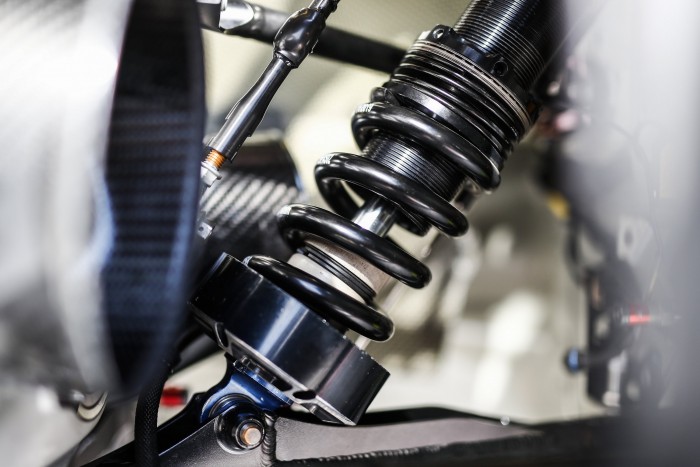 Elképesztő terhelést kapnak a versenyautók Le Mans-ban 10