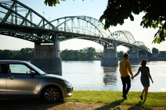 Szerinted hány magyar szexelt már autóban?