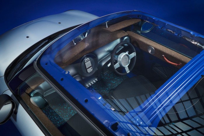 Kilátszik mindene ennek a MINI-nek, így szolgálja a jövőt 6