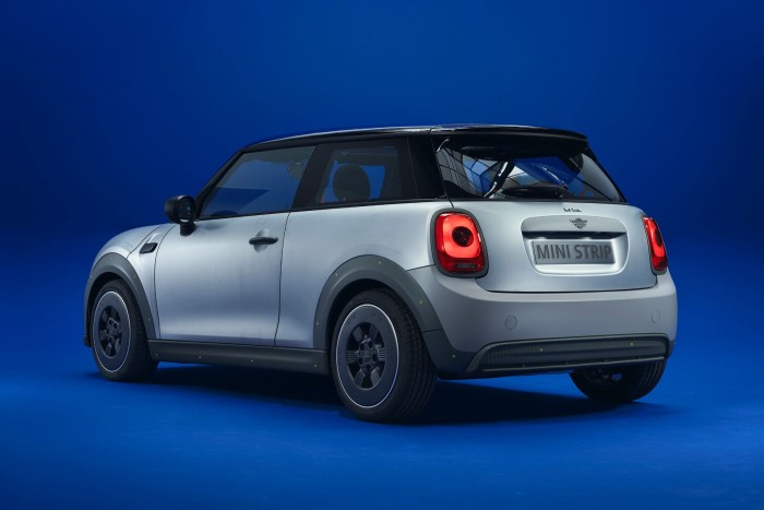 Kilátszik mindene ennek a MINI-nek, így szolgálja a jövőt 8