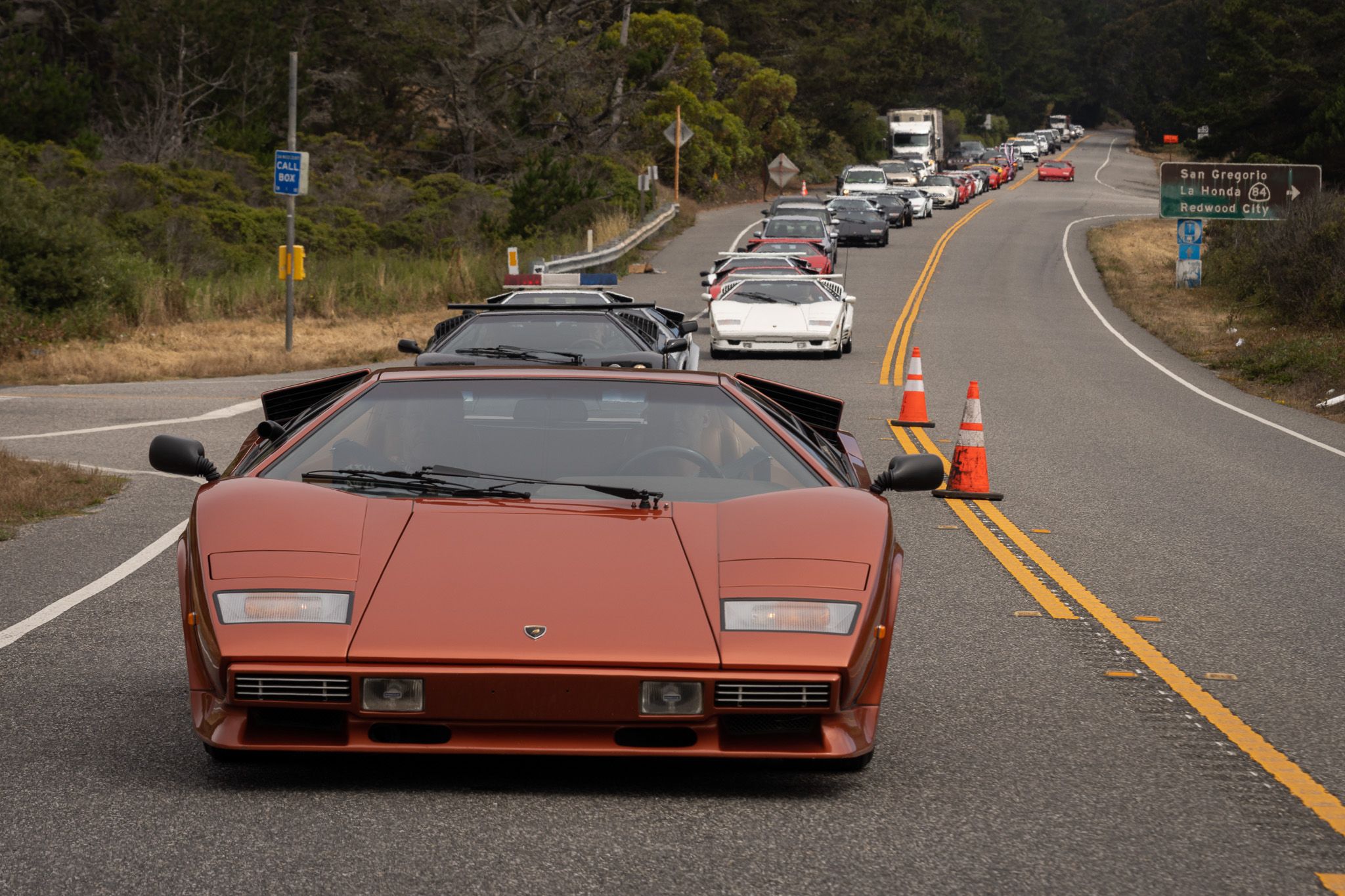 22 Countach vonult fel egyszerre a modell 50. évfordulóján 8