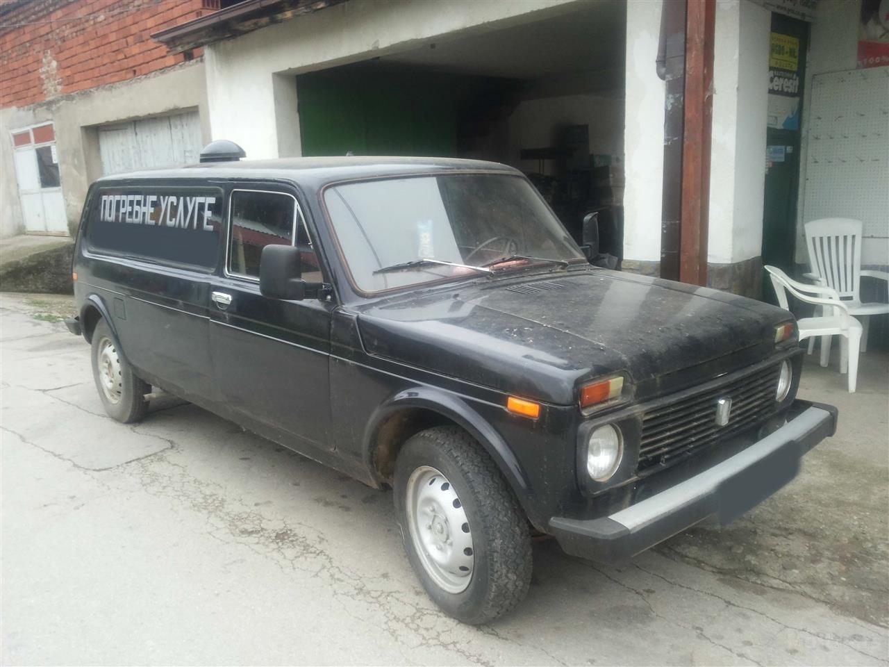 A halottas Lada Niva létező dolog a Balkánon 3