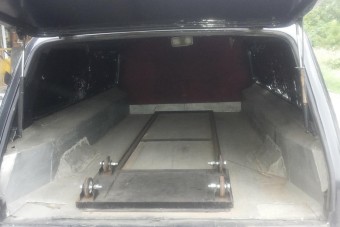 A halottas Lada Niva létező dolog a Balkánon