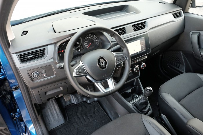 Átcímkézve: Renault lett a Daciából 92 Átcímkézve: Renault lett a Daciából 92