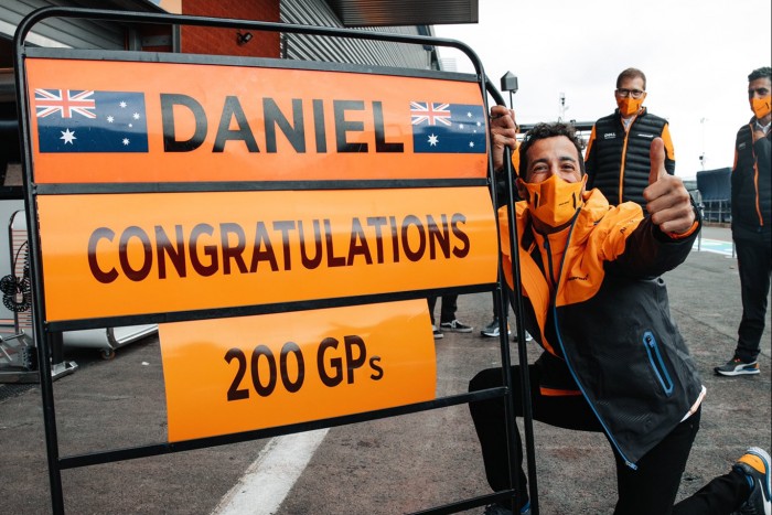 Jubileumi verseny a Forma-1-ben, többen is ünnepelnek