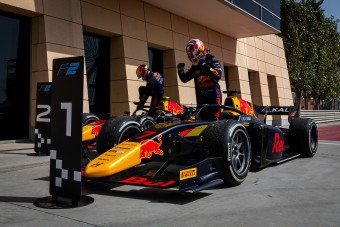 F1: Új üdvöskéje van a Red Bullnak